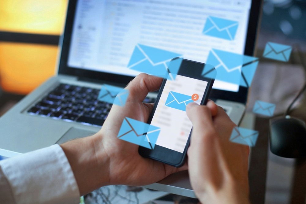 Gửi email là một cách chăm sóc khách hàng cũ hiệu quả 