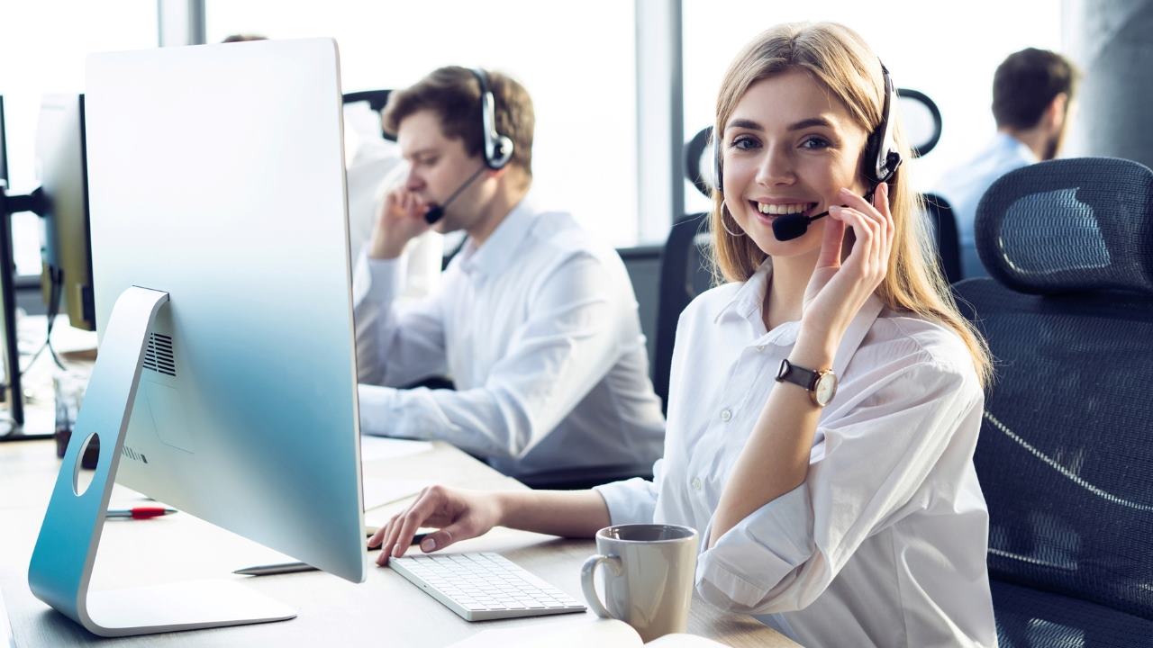 4 mẫu kịch bản cuộc gọi chăm sóc khách hàng chuyên nghiệp 