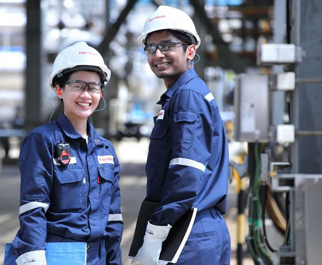 dong-phuc-cho-nhan-vien-ky-thuat-cong-ty.jpg?v=1