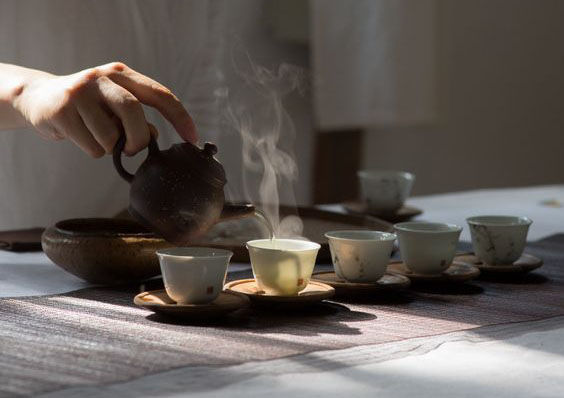 5 loại trà tốt cho sức khỏe thích hợp để uống vào mùa Hè