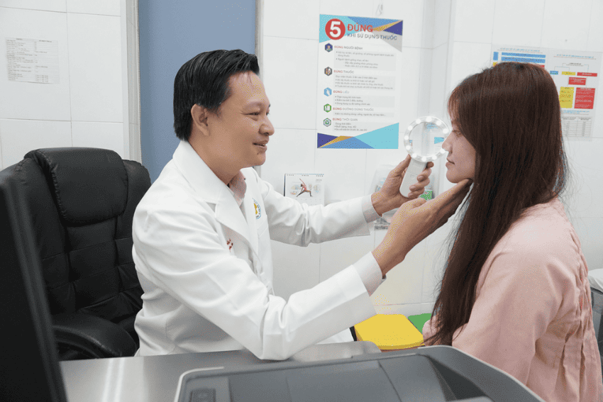 Bs Hữu Hà tư vấn thẩm mỹ da - Phòng Khám Da Liễu Anh Mỹ Bs Hữu Hà tư vấn thẩm mỹ da