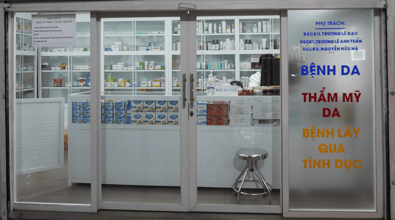 Nh&agrave; thuốc Anh Mỹ