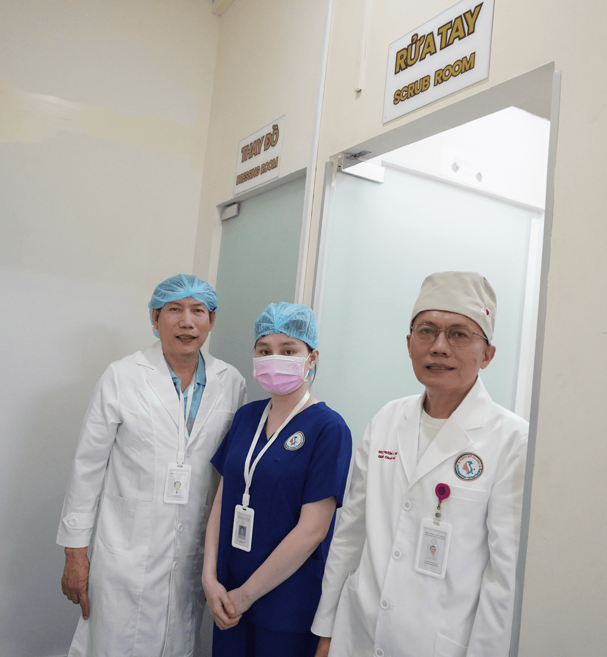 Ph&ograve;ng thay đồ, rửa tay