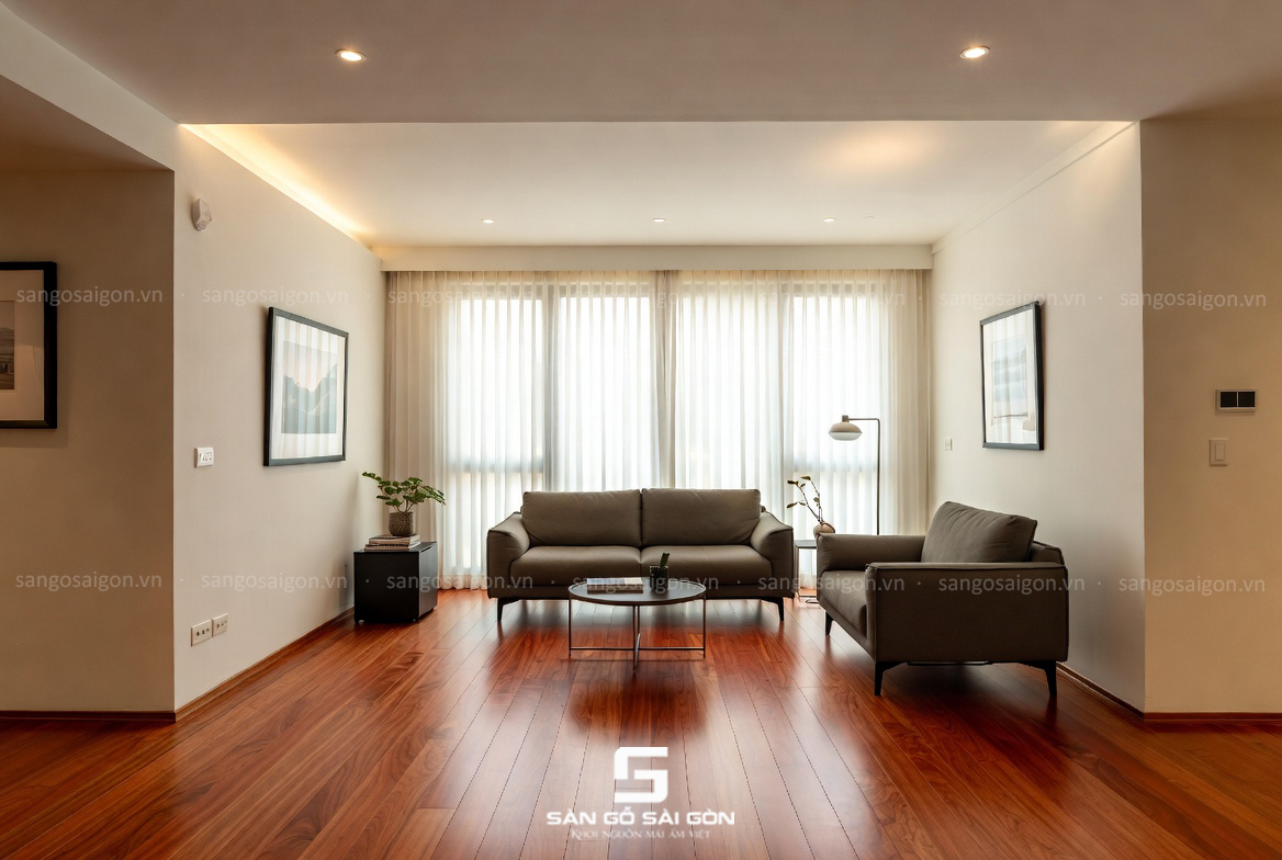 Sàn gỗ tự nhiên màu đỏ sang trọng hay dễ lỗi mốt?