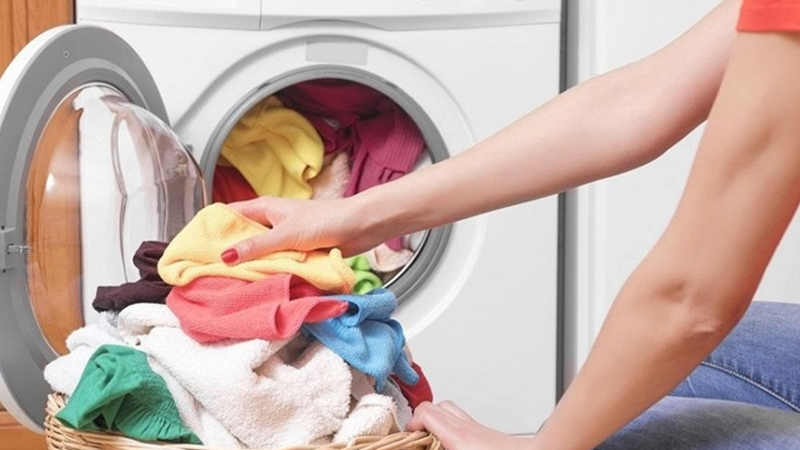 Cách sử dụng nước xả vài giặt bằng máy